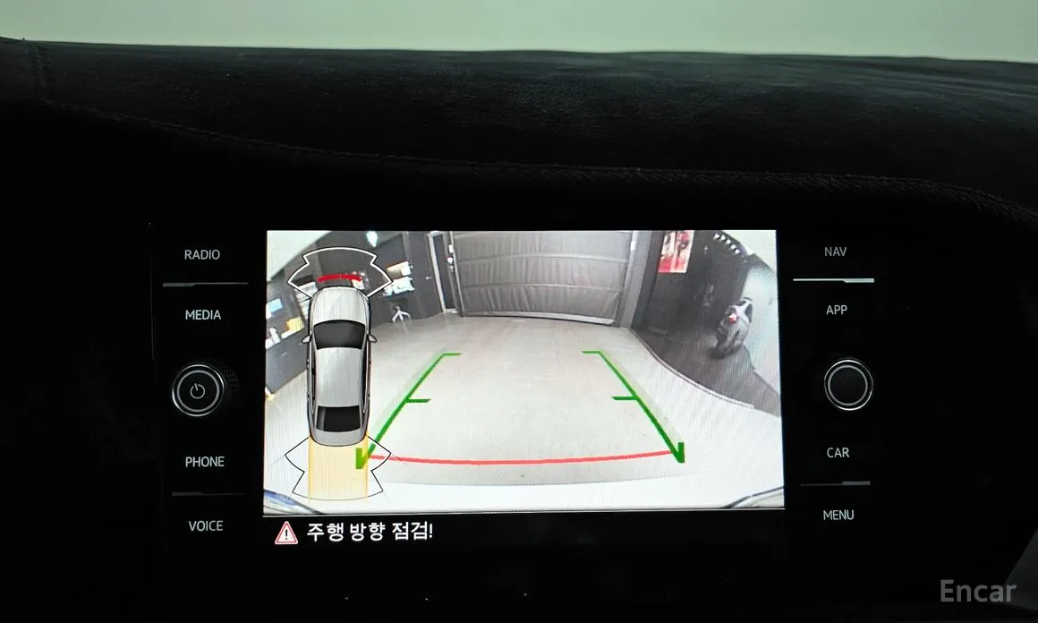 Photo 15 - Volkswagen Jetta