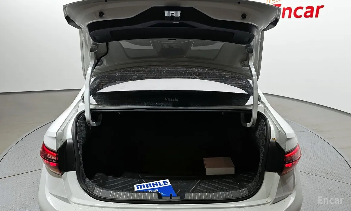 Photo 20 - Volkswagen Jetta