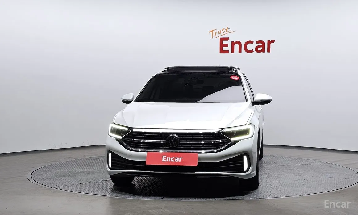 Photo 3 - Volkswagen Jetta