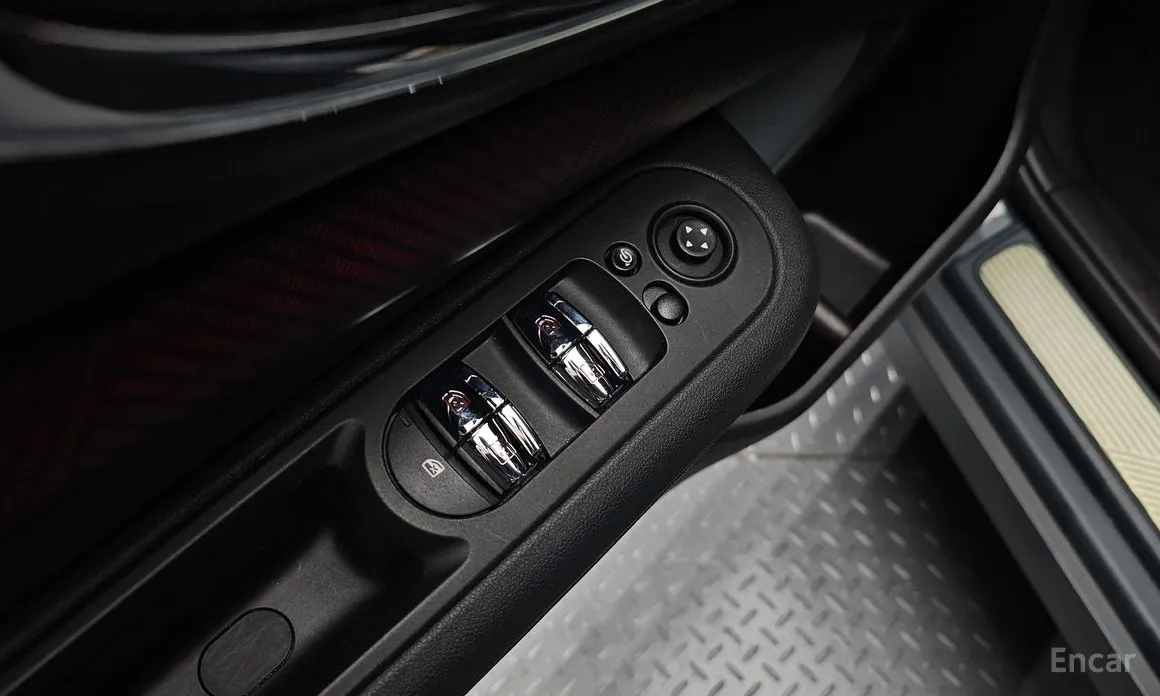 Фото 16 - Mini Clubman