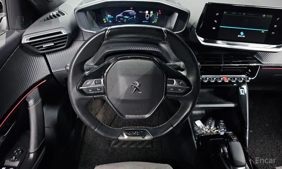 Фото 13 - Peugeot 2008