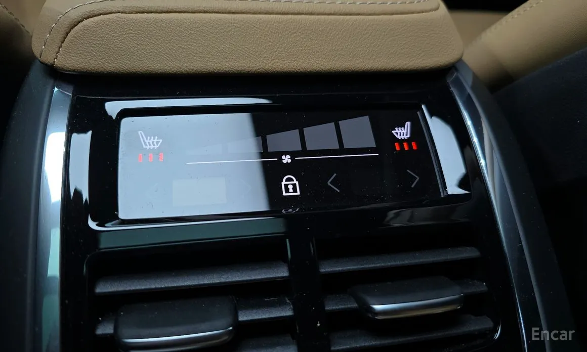 Фото 18 - Volvo V60