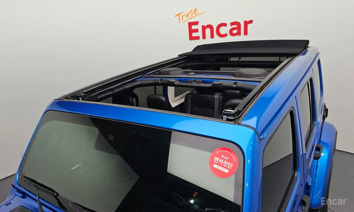 Фото 19 - Jeep Wrangler