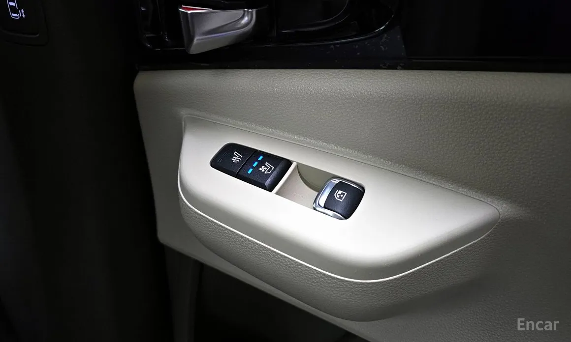 Фото 19 - Kia Carnival