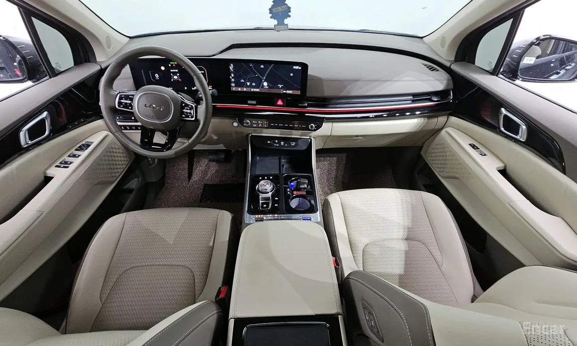 Фото 7 - Kia Carnival