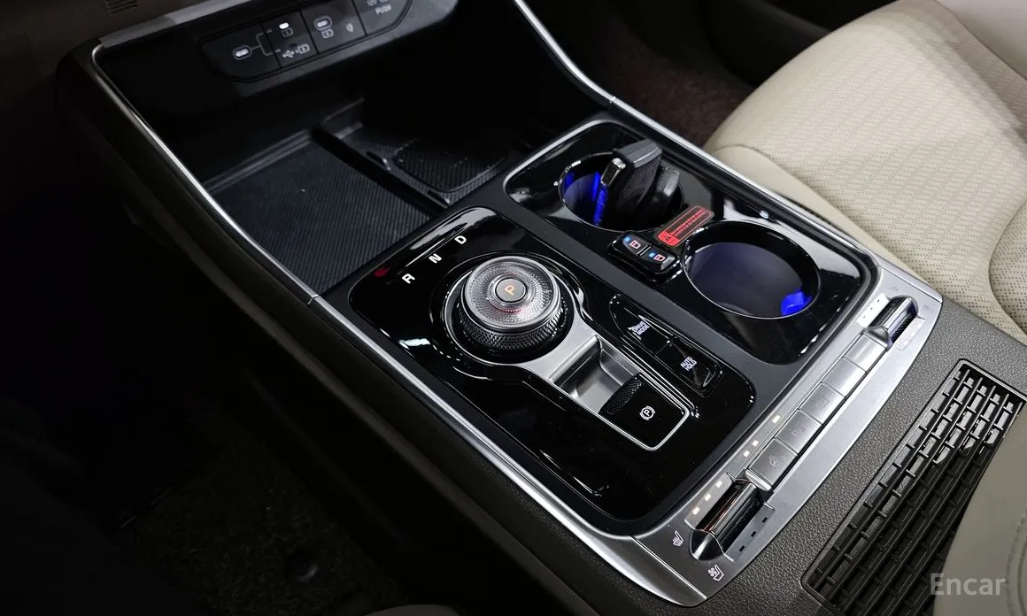 Фото 9 - Kia Carnival