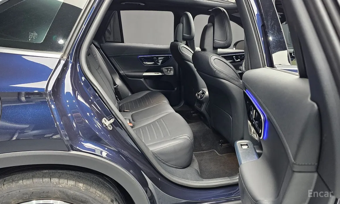 Фото 12 - Mercedes-Benz GLC-Class