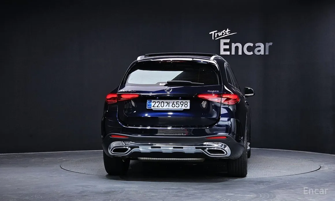 Фото 4 - Mercedes-Benz GLC-Class