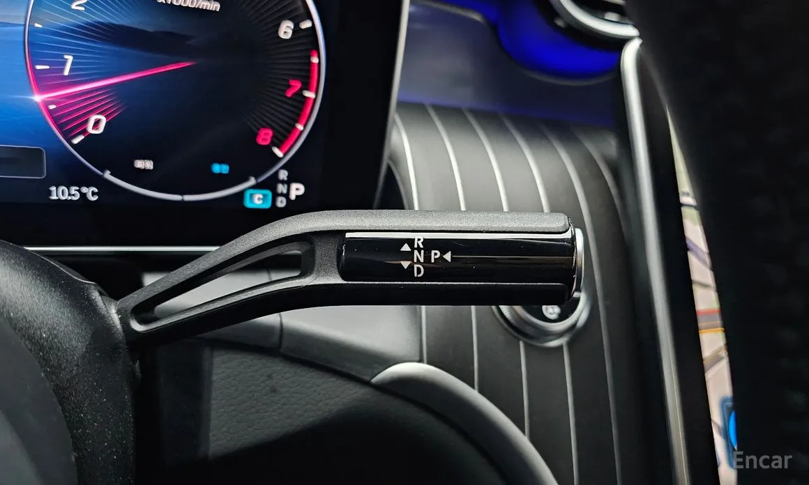 Фото 9 - Mercedes-Benz GLC-Class