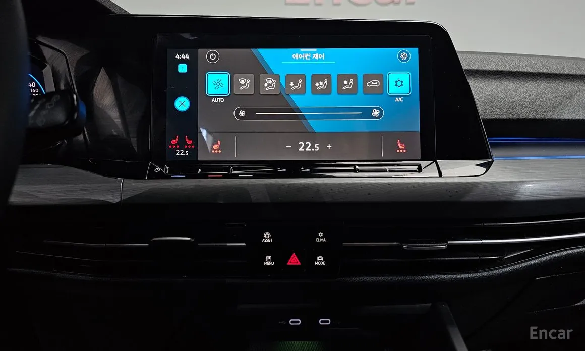 Фото 14 - Volkswagen Golf