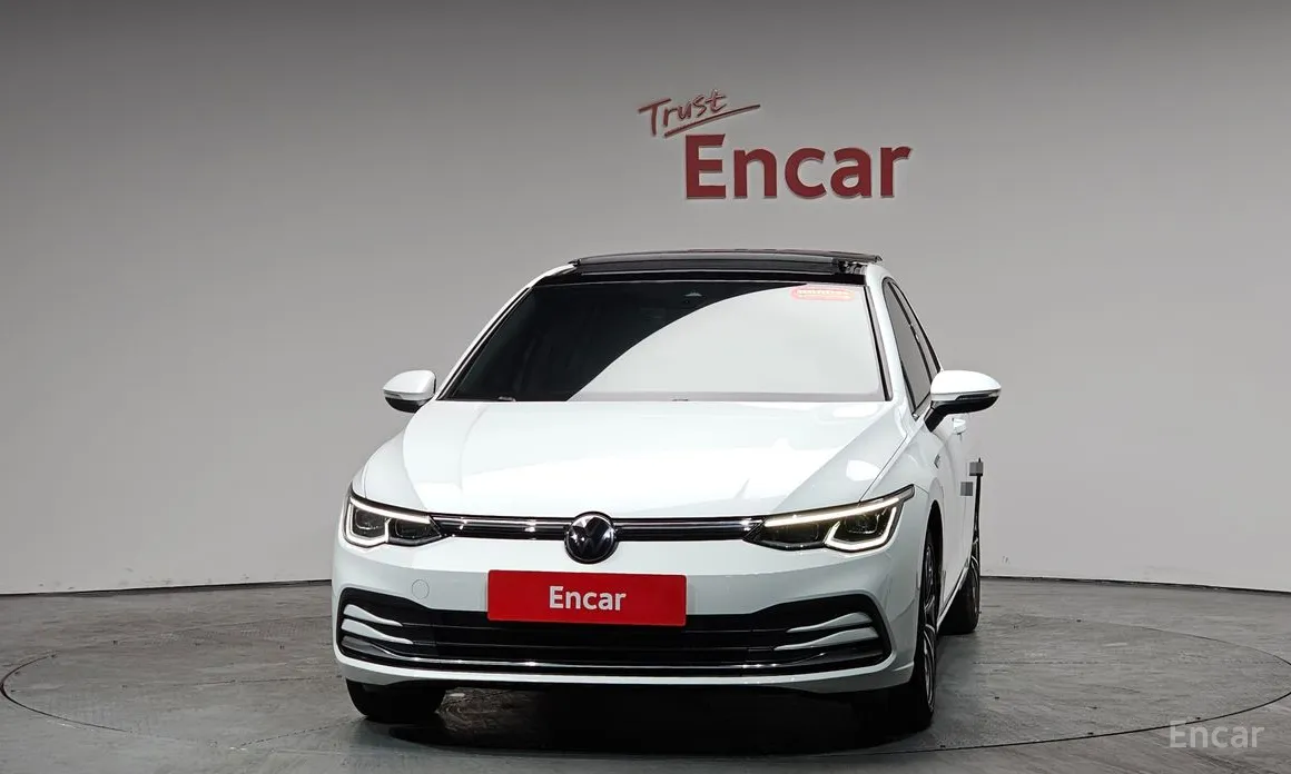 Фото 3 - Volkswagen Golf