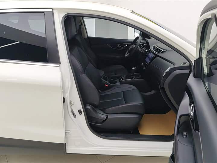 Фото 8 - Nissan Qashqai