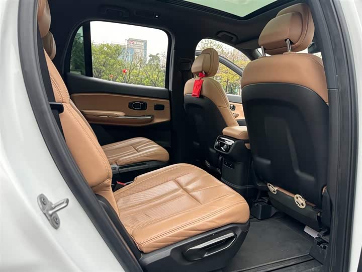 Фото 9 - Nio ES8