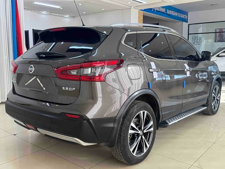 Фото 6 - Nissan Qashqai