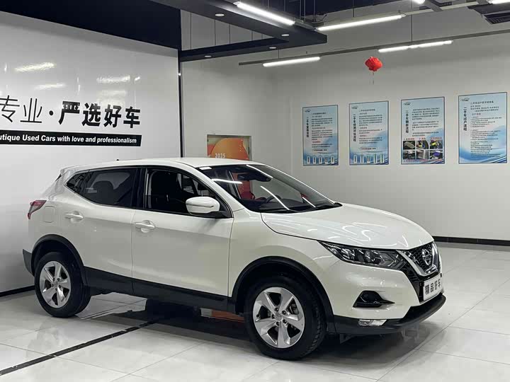 Фото 3 - Nissan Qashqai