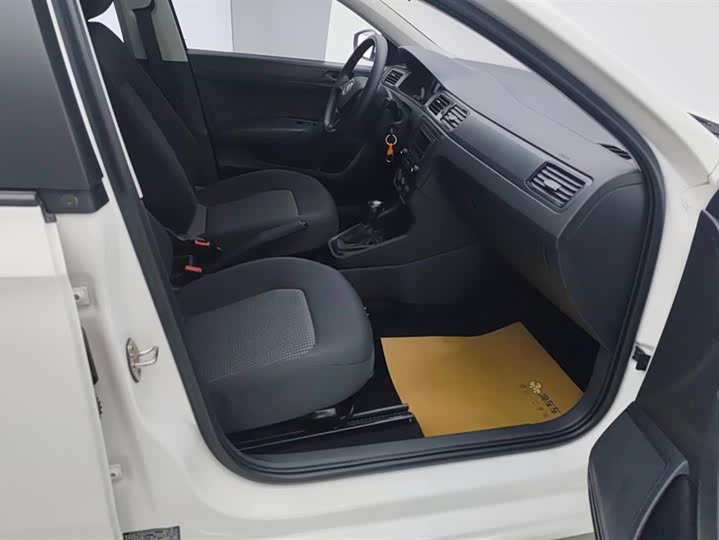 Фото 8 - Volkswagen Santana