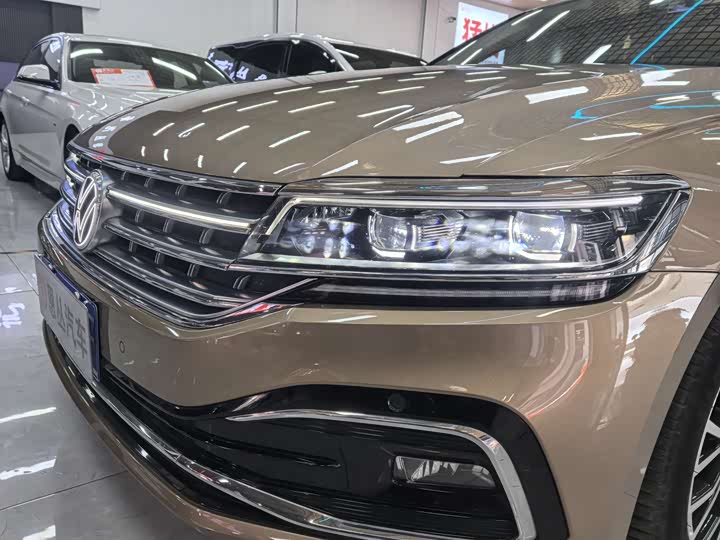 Фото 4 - Volkswagen Phideon