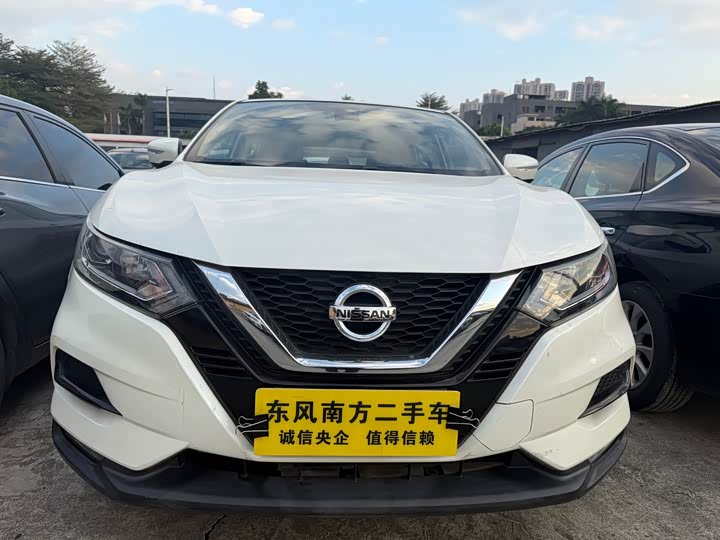 Фото 2 - Nissan Qashqai