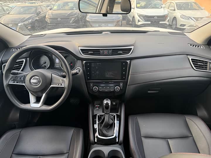 Фото 7 - Nissan Qashqai