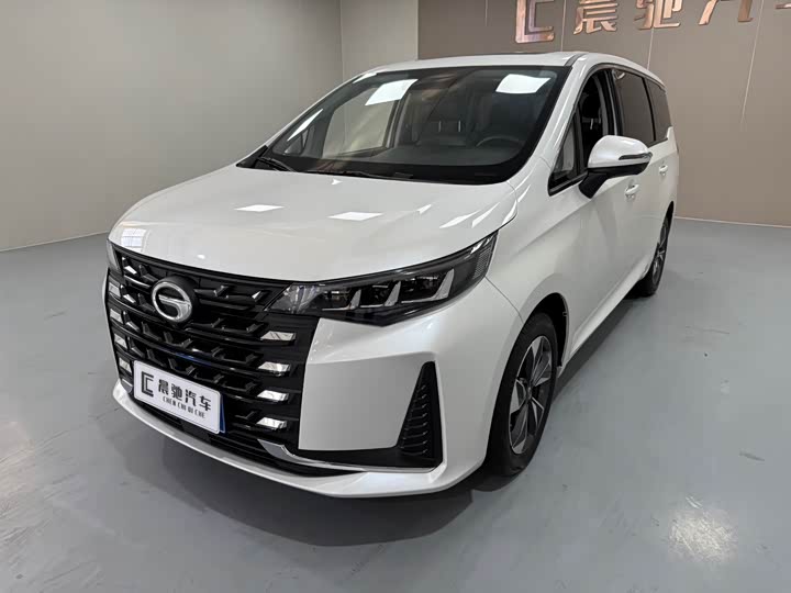 Фото 1 - GAC Trumpchi M6