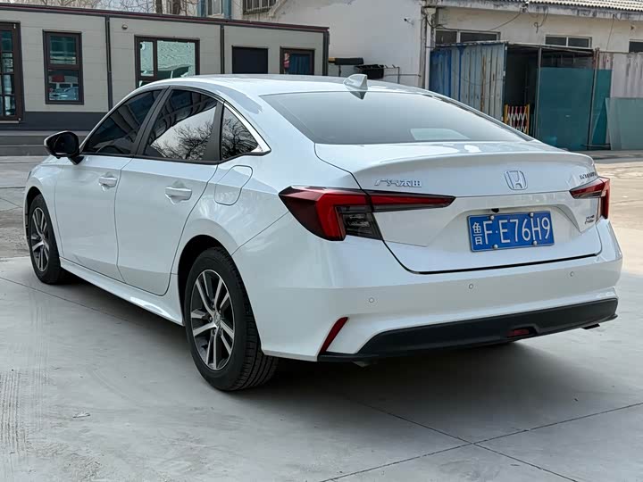 Фото 4 - Honda Integra