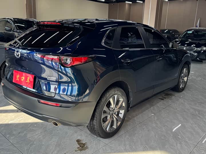 Photo 4 - Mazda CX-30