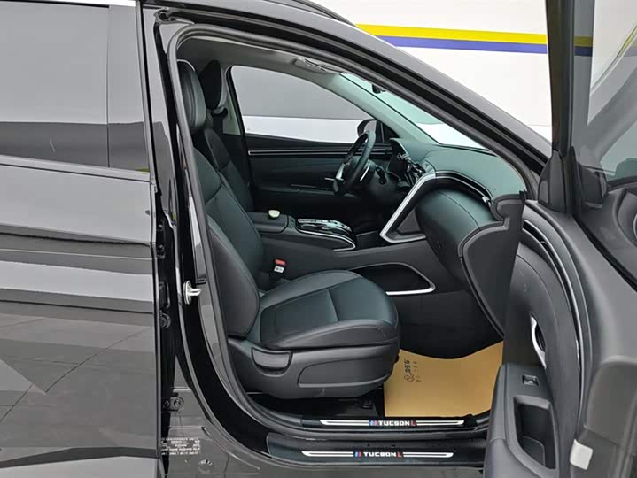 Фото 8 - Hyundai Tucson L