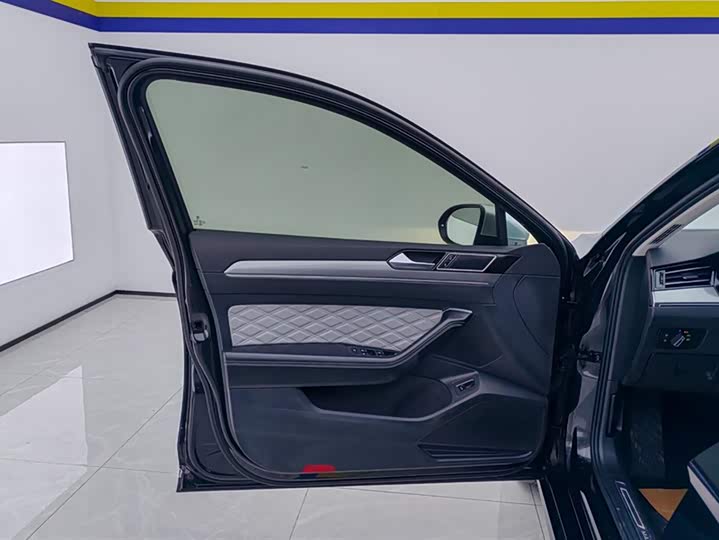 Фото 7 - Volkswagen Magotan