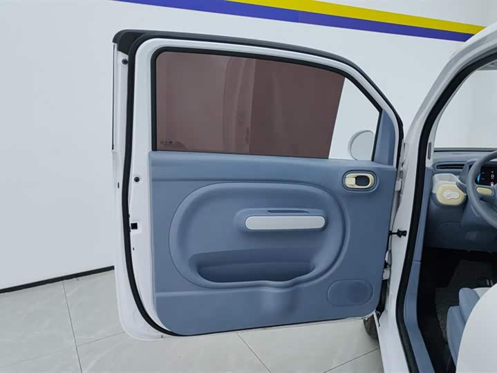 Фото 7 - Bestune Pony