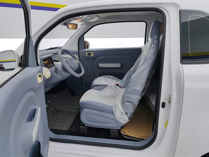 Фото 9 - Bestune Pony