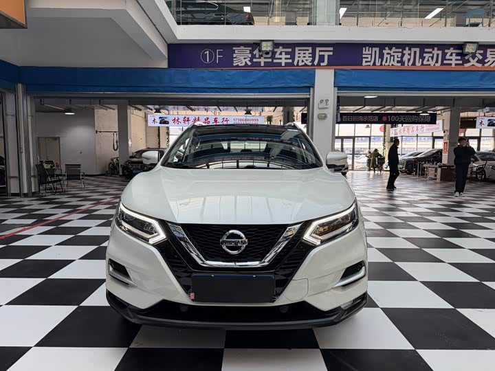 Фото 2 - Nissan Qashqai