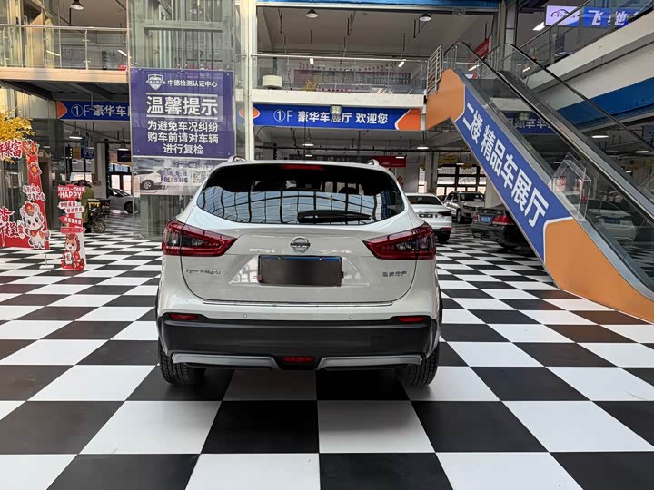 Фото 5 - Nissan Qashqai