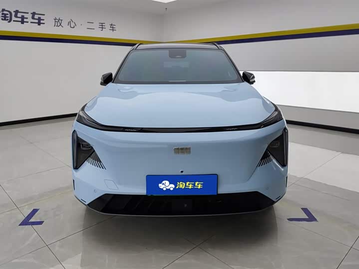 Photo 2 - Geely Galaxy L7