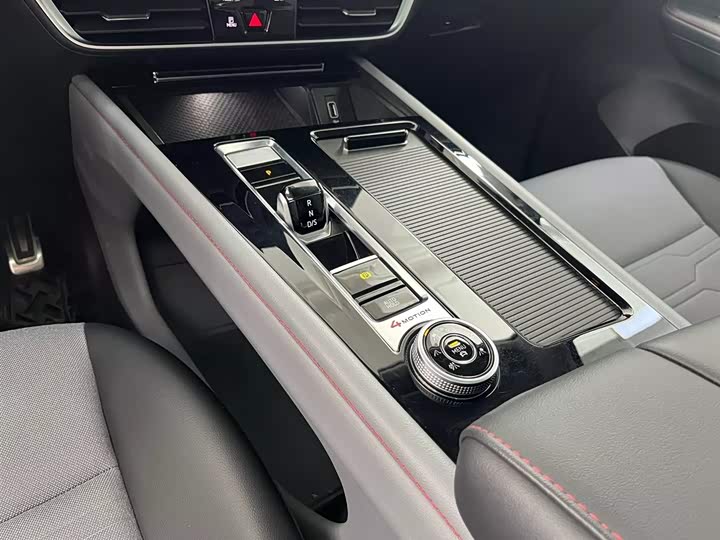 Фото 9 - Volkswagen Teramont X