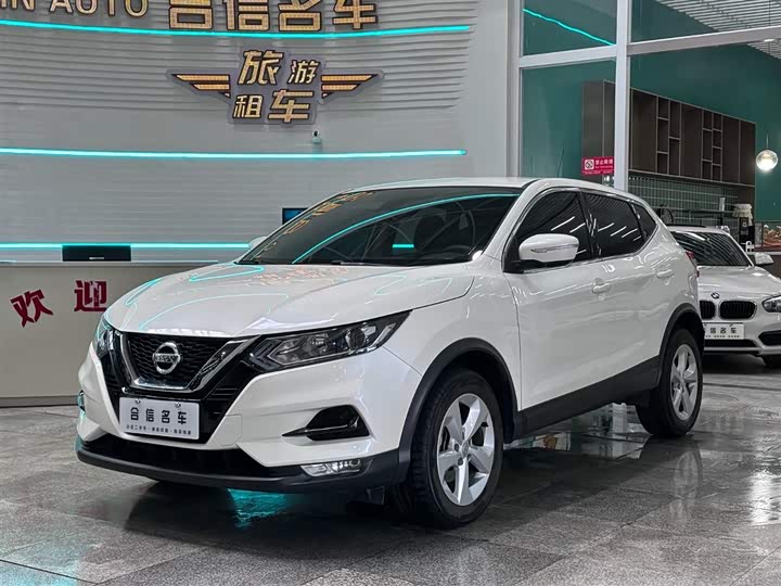 Фото 1 - Nissan Qashqai