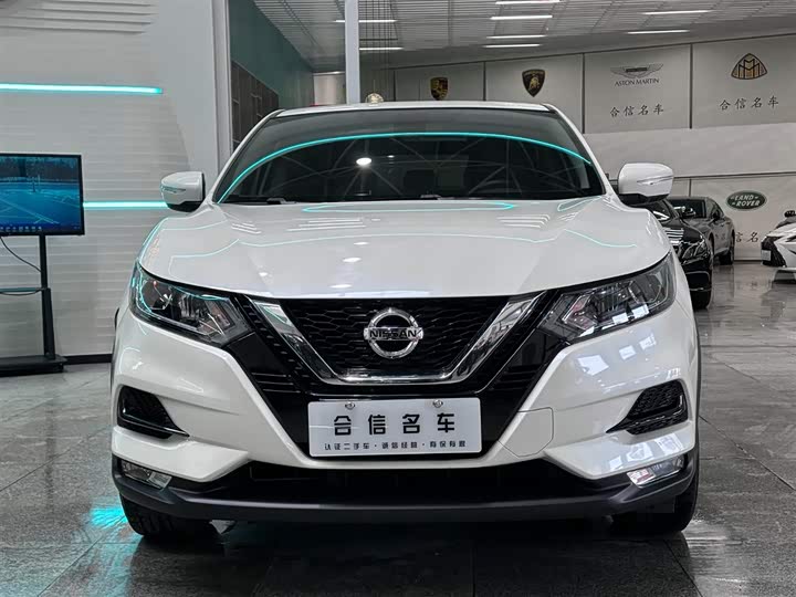 Фото 2 - Nissan Qashqai