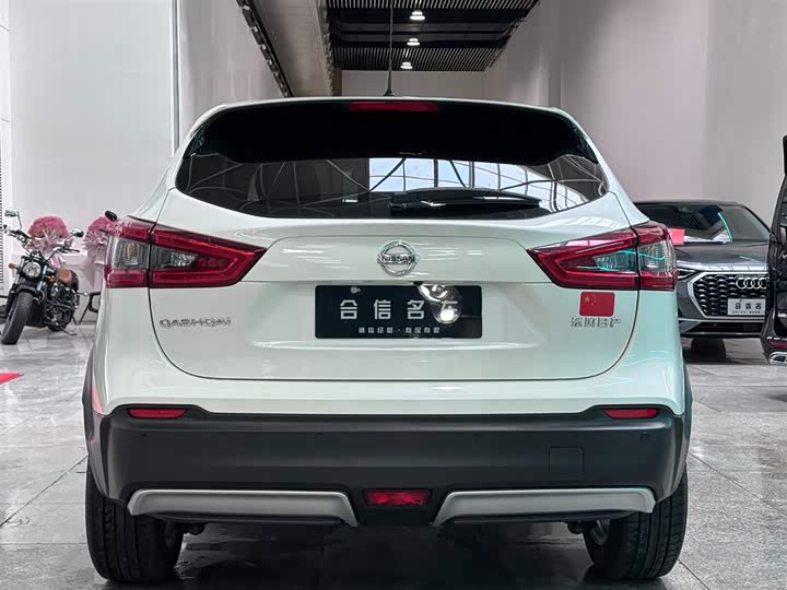 Фото 4 - Nissan Qashqai