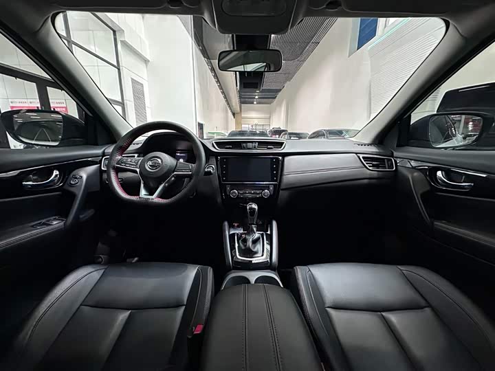 Фото 6 - Nissan Qashqai