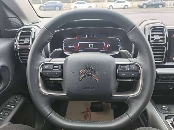 Фото 9 - Citroen C5 Aircross 2023