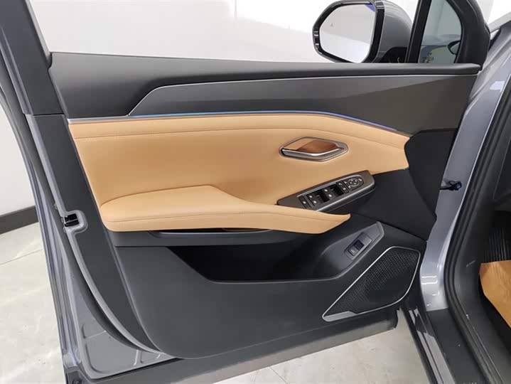 Фото 7 - BYD Song L DM-i Hybrid