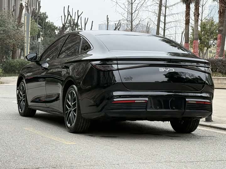 Фото 8 - BYD Seal 07 DM-i Hybrid