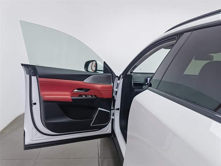 Фото 8 - XPeng G9