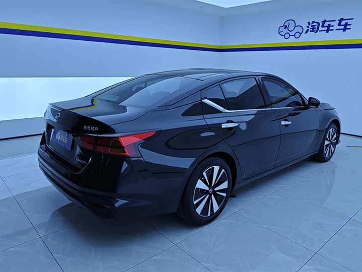 Фото 3 - Nissan Teana