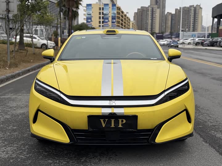 Фото 2 - BYD Han L