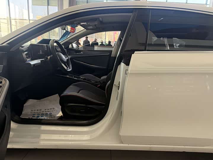 Фото 6 - Volkswagen Lamando L