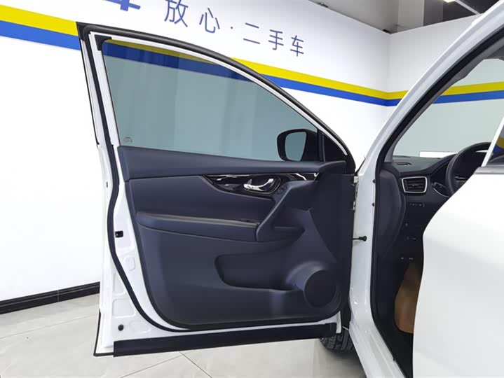 Фото 7 - Nissan Qashqai