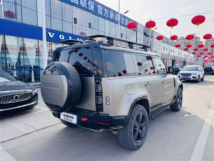 Фото 4 - Land Rover Defender