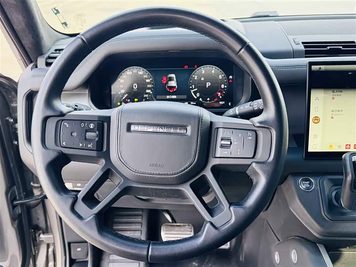 Фото 7 - Land Rover Defender