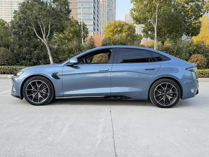 Фото 3 - BYD Seal