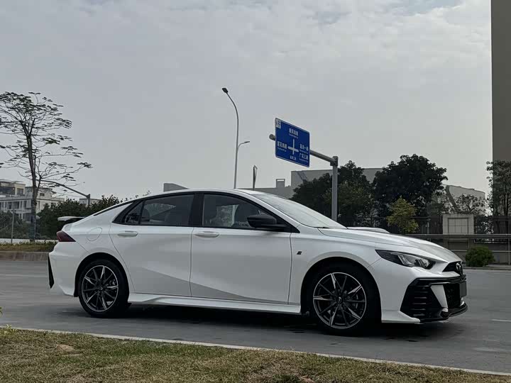 Фото 7 - GAC Trumpchi Empow R